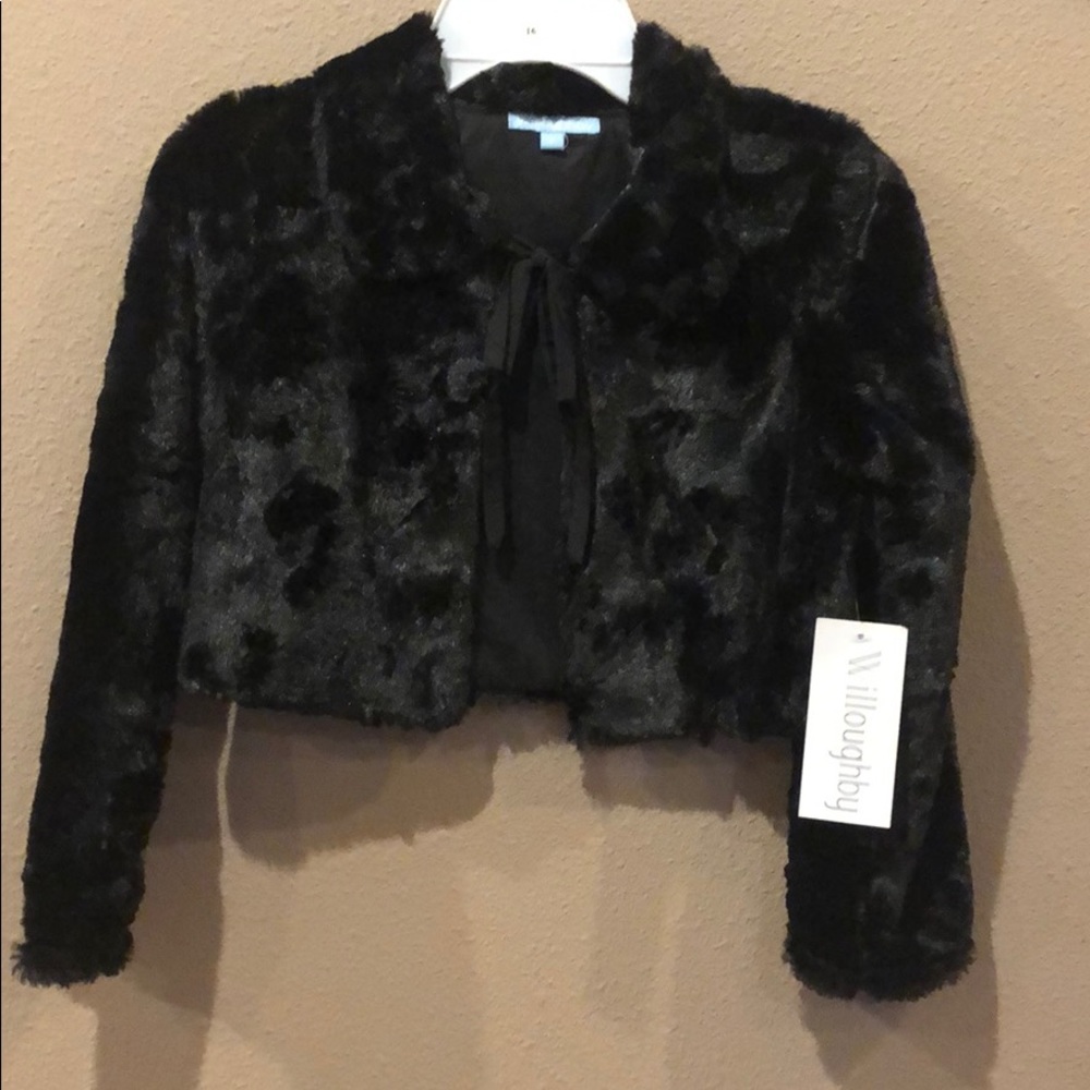 Black faux fur jacket. NWT size 7
